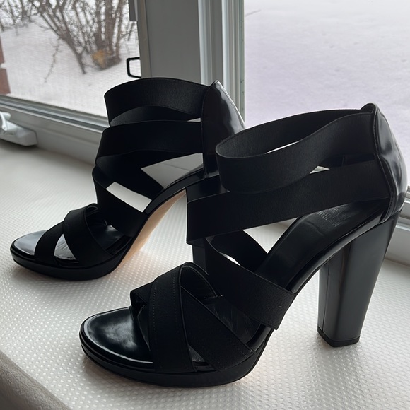 ✨Host pick✨ Stuart Weitzman / Black Elastic Strappy Heels / Size 9 - Picture 5 of 15
